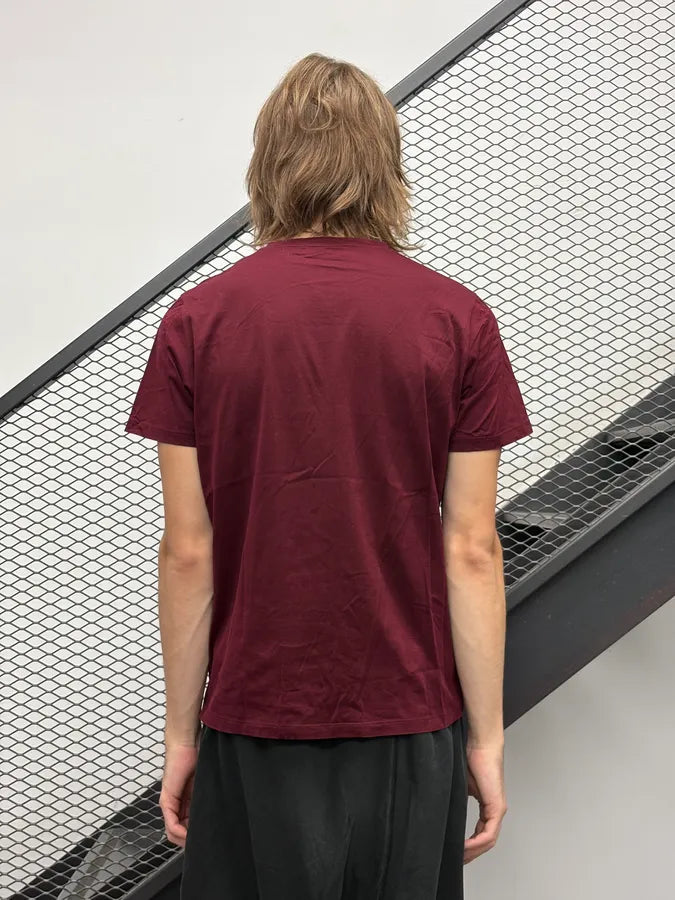 SS2018 Prada Burgundy Logo Patch Chest Pocket T-Shirt bpWcnYu 2