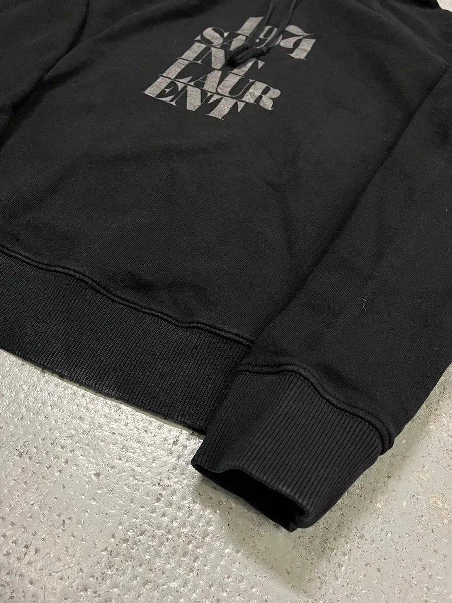SS2018 Saint Laurent Black Propaganda Printed Hoodie  pJesqwy 4