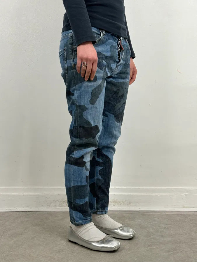 SS2019 DSquared2 Blue Camo Denim Jeans LsLTgbG 1