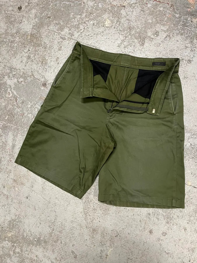 SS2019 Prada Olive Relaxed Ample Shorts (M/L) NpQEuWS 6
