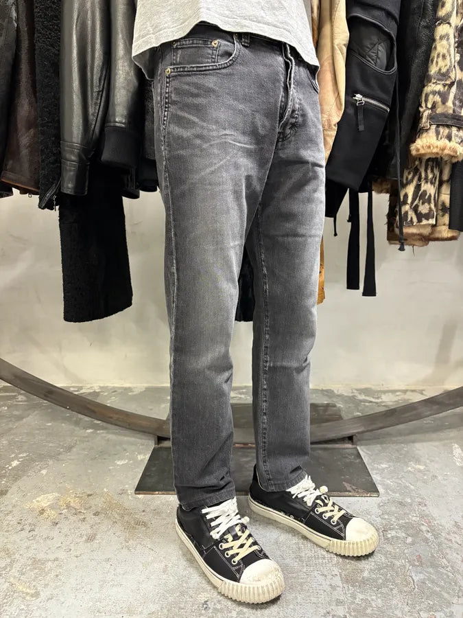 SS2020 Yves Saint Laurent Dark Grey Denim Slim Jeans (S) VlaXdLA 2