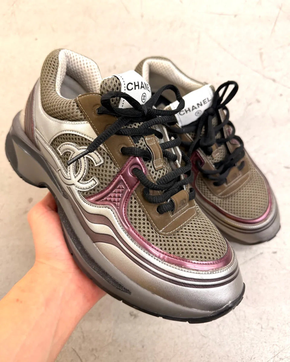 SS2021 Chanel Multicolor Laminated Calfskin CC Runners Sneakers ythKmff 0