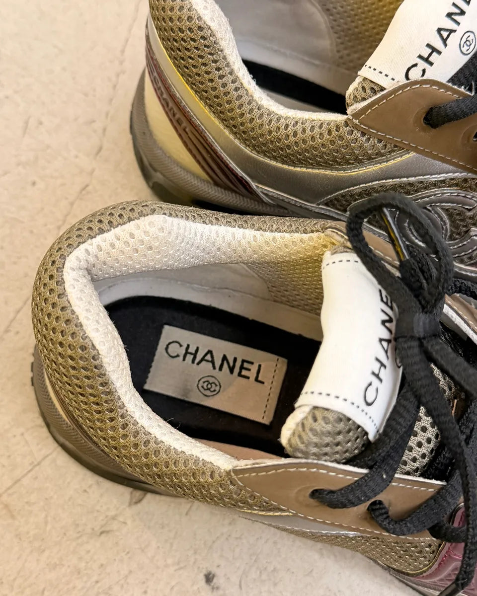 SS2021 Chanel Multicolor Laminated Calfskin CC Runners Sneakers ythKmff 7