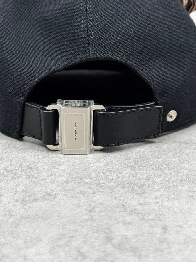 SS2021 Givenchy Horned Black Flat Cap by Matthew Williams hdqQLHS 9