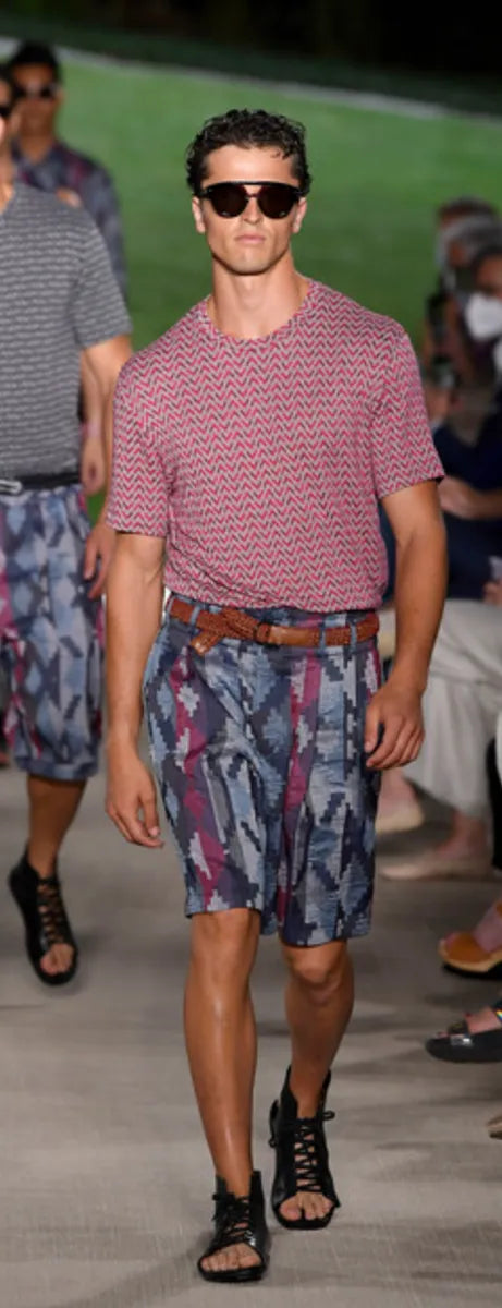 SS2022 Giorgio Armani Geometric Pleated Shorts QPhDpWqd 1
