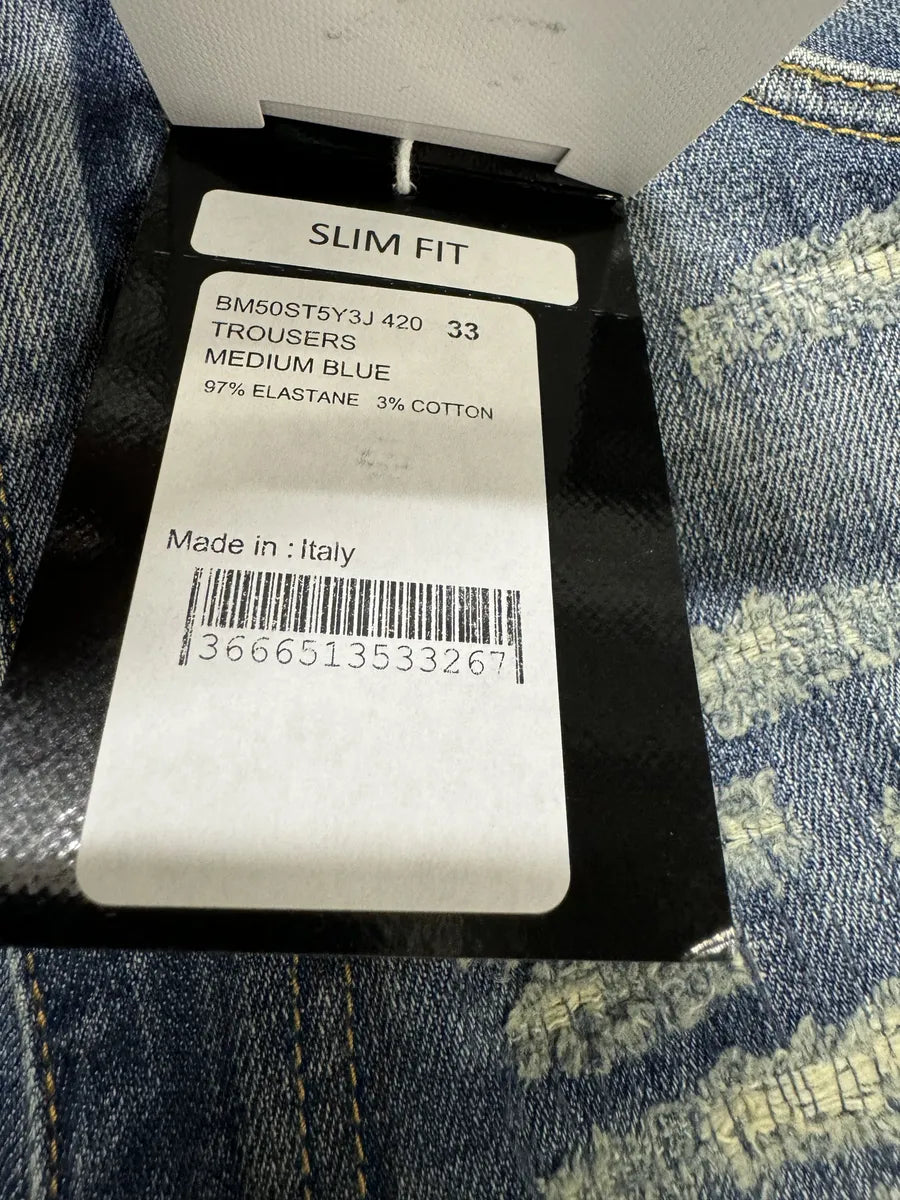 SS2022 Givenchy Blue Denim Slim Distressed Jeans (M) BuwnovN 10