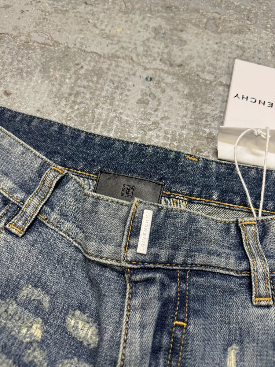 SS2022 Givenchy Blue Denim Slim Distressed Jeans (M) BuwnovN 12