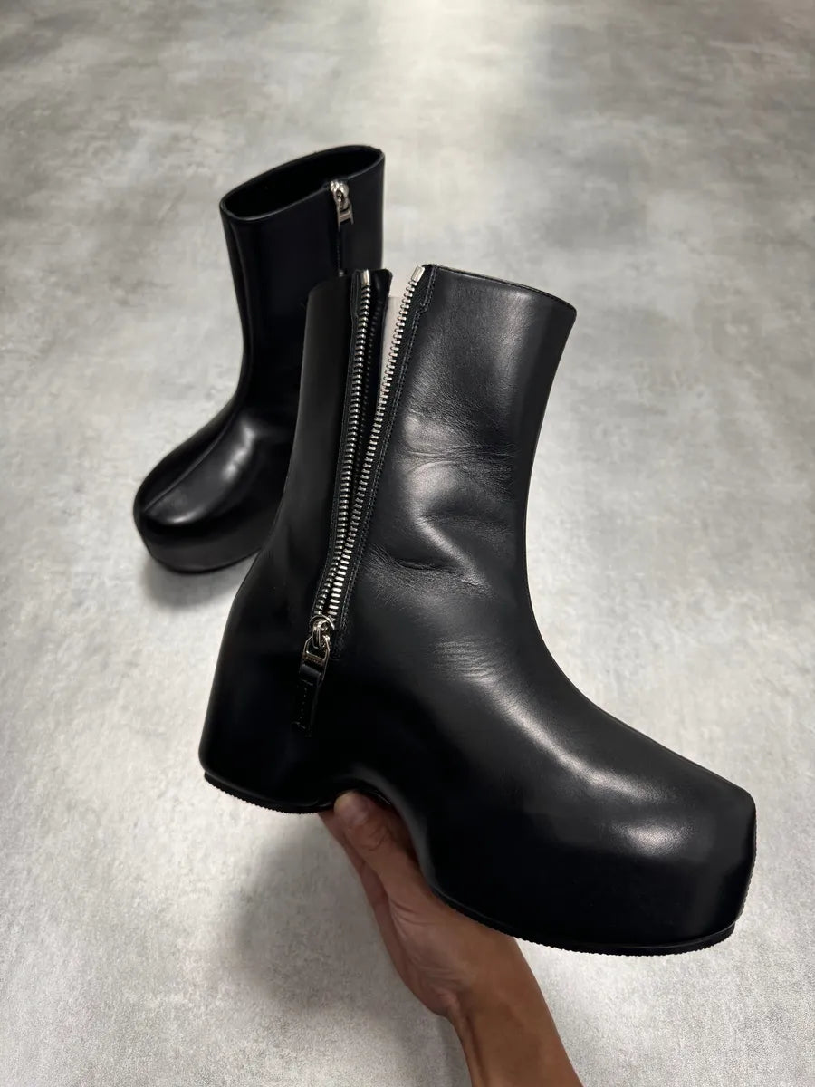 SS2022 Givenchy G Clog Black Calf Leather Boots RTXvmxD 3