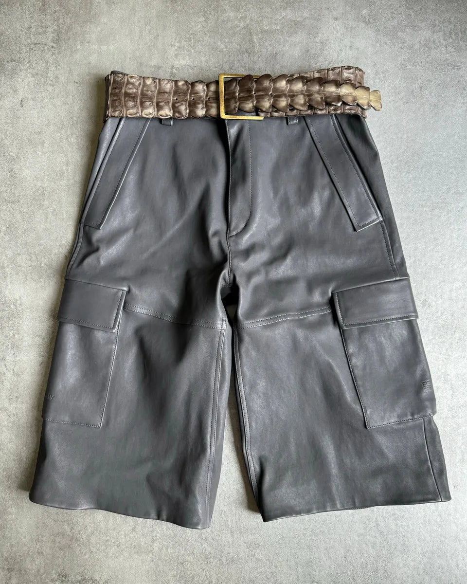 SS2023 Givenchy 1/1 Sample Grey Leather Brut Cargo Shorts qbvdEHt 5