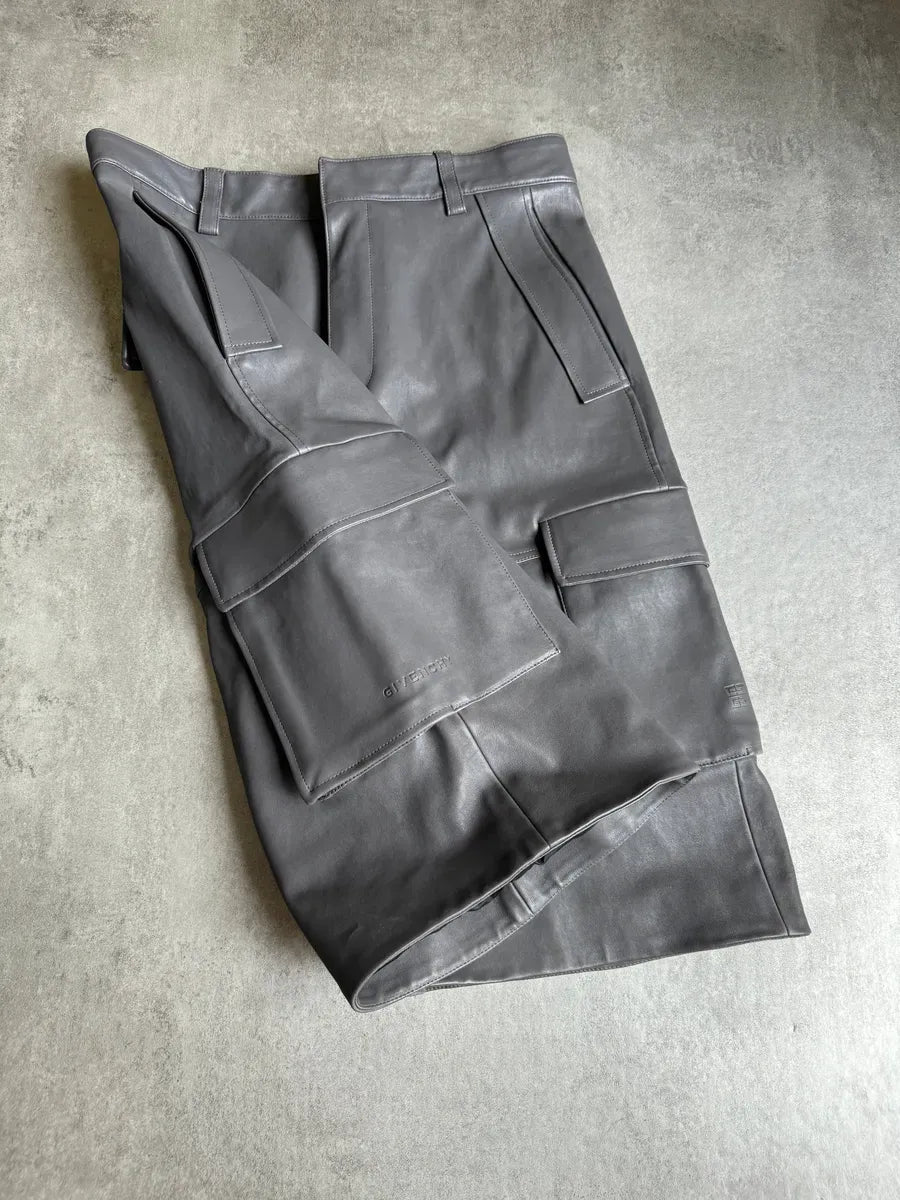 SS2023 Givenchy 1/1 Sample Grey Leather Brut Cargo Shorts qbvdEHt 7