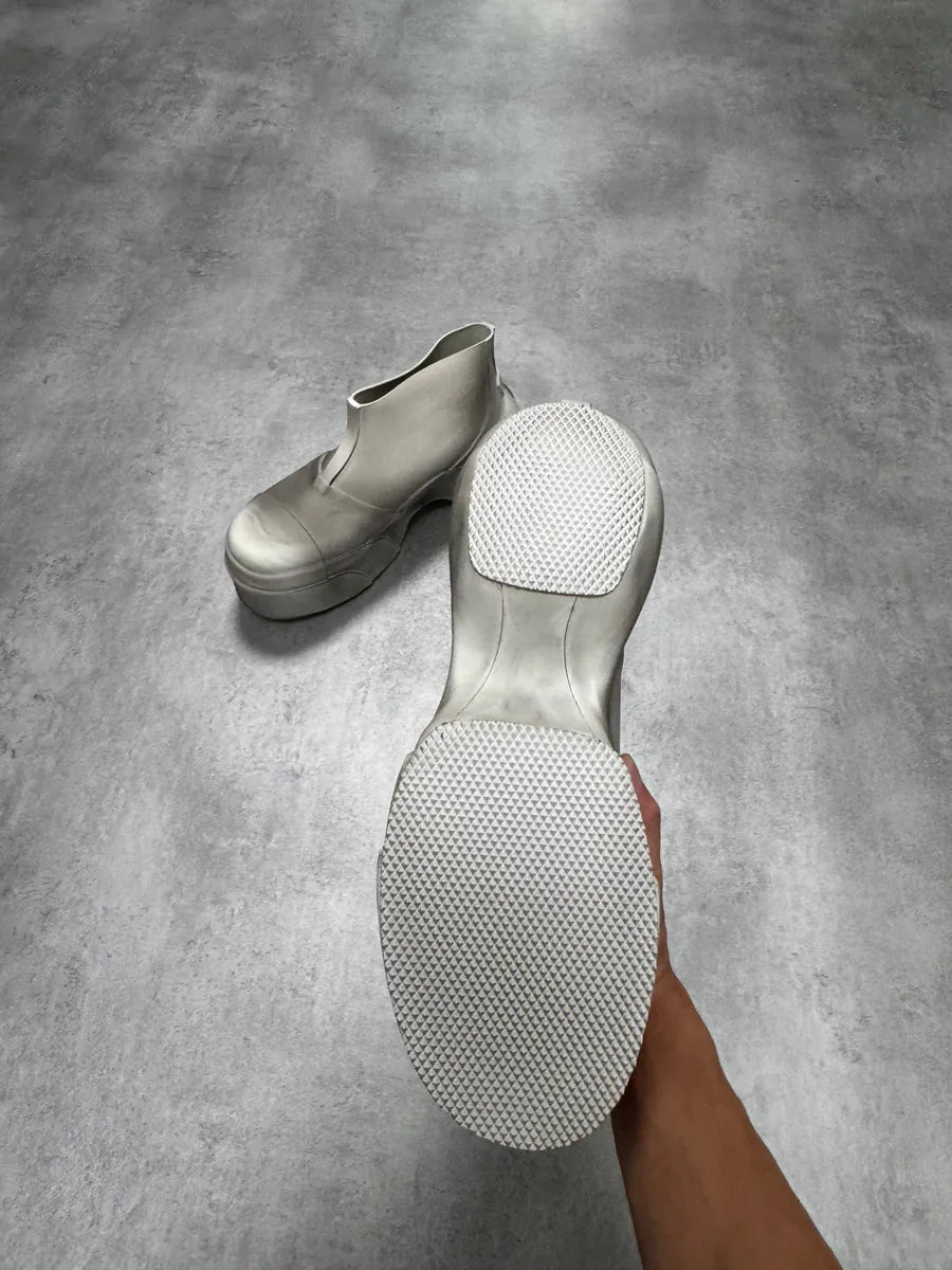 SS2023 Givenchy Dust Show Rubber Rain Low Boots MXqaFBb 5