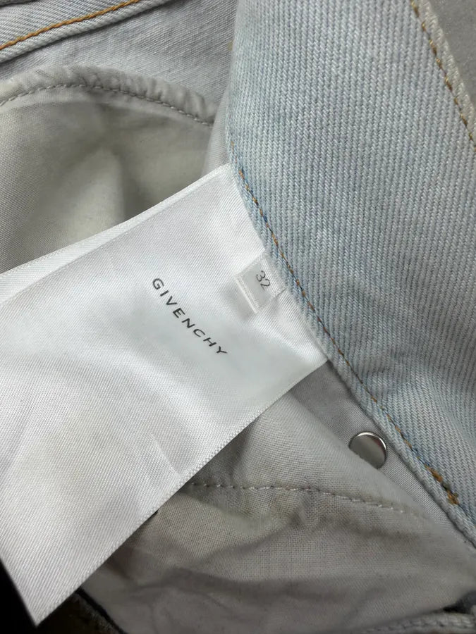 SS2023 Givenchy Green Carpenter Jeans by Matthew Williams qyrepsi 11