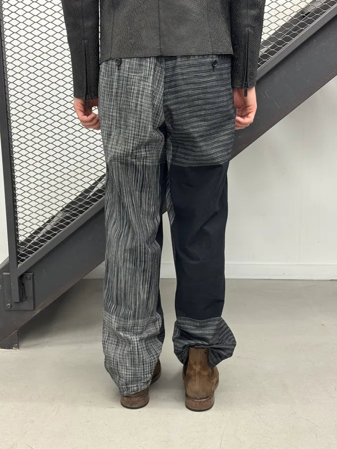 SS2025 Issey Miyake Grey & Black Kasuri Pants FhOIkdW 1