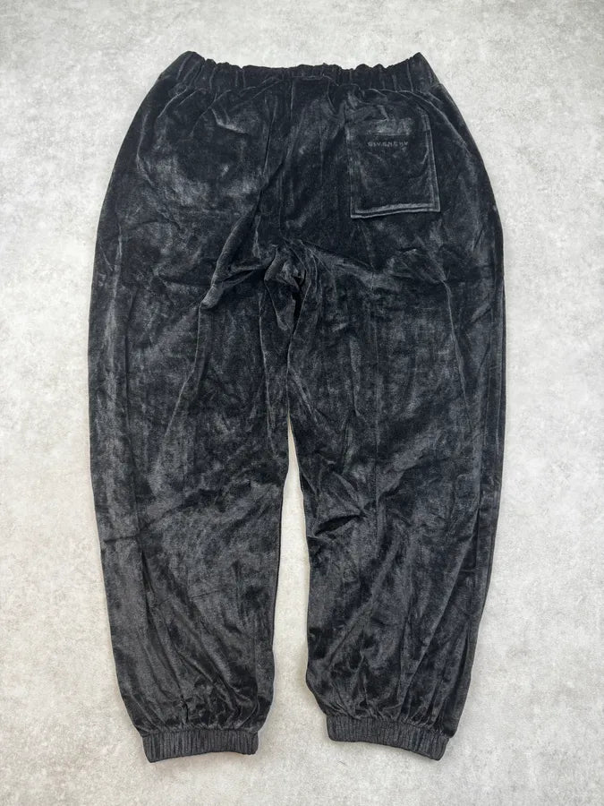 SS2024 Givenchy Black Velvet Cozy Sweatpants TVMMKMu 4