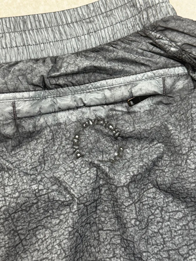 SS2024 Givenchy Grey Stone Effect Nylon Pants ZeEZVhK 10
