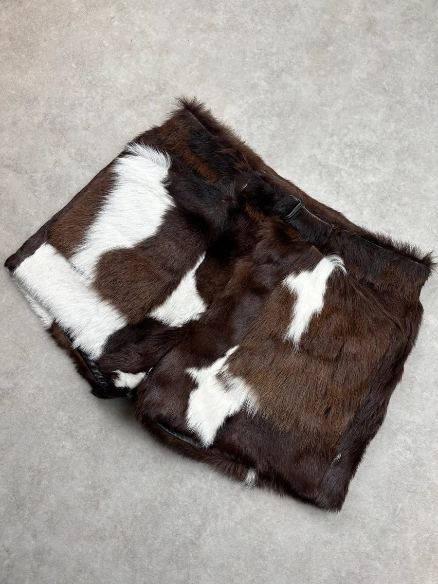 SS2025 Givenchy Sample Brown & White Faux Fur Cow Print Shorts gpdVZZa 4