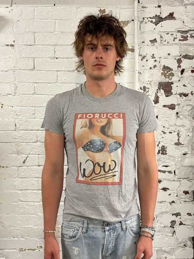 2000s  Dolce & Gabbana Grey Fiorucci Sexy T-Shirt gfzUarm 0