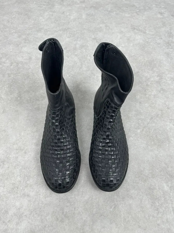 The Last Conspiracy Black Woven Leather Contemporary Pleated Boots moKnaor 3