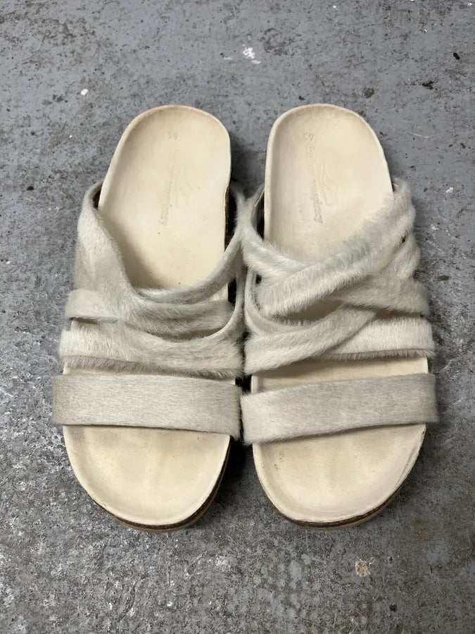 The Last Conspiracy White Pony Hair Sandals ypdQJlt 1