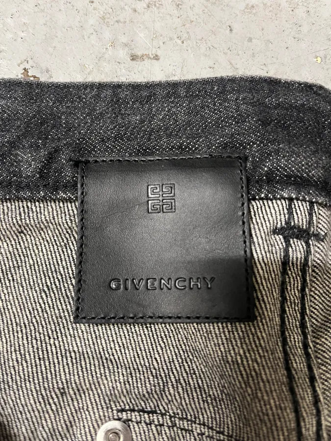 AW2023 Givenchy Distressed Grey Japanese Denim Jeans (S/M) DodiLVN 7