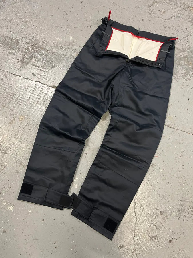 2000s Prada Linea Rossa Padded Nylon Navy Pants – Dolce Vita Hub