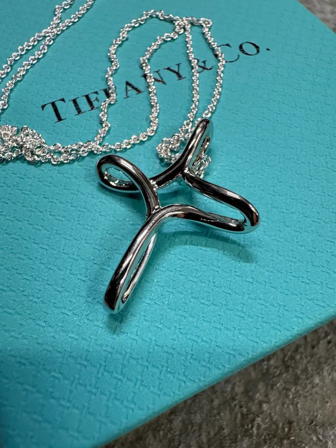 Tiffany & Co. Infinity Cross Silver Pendant Necklace lXTQQuW 3