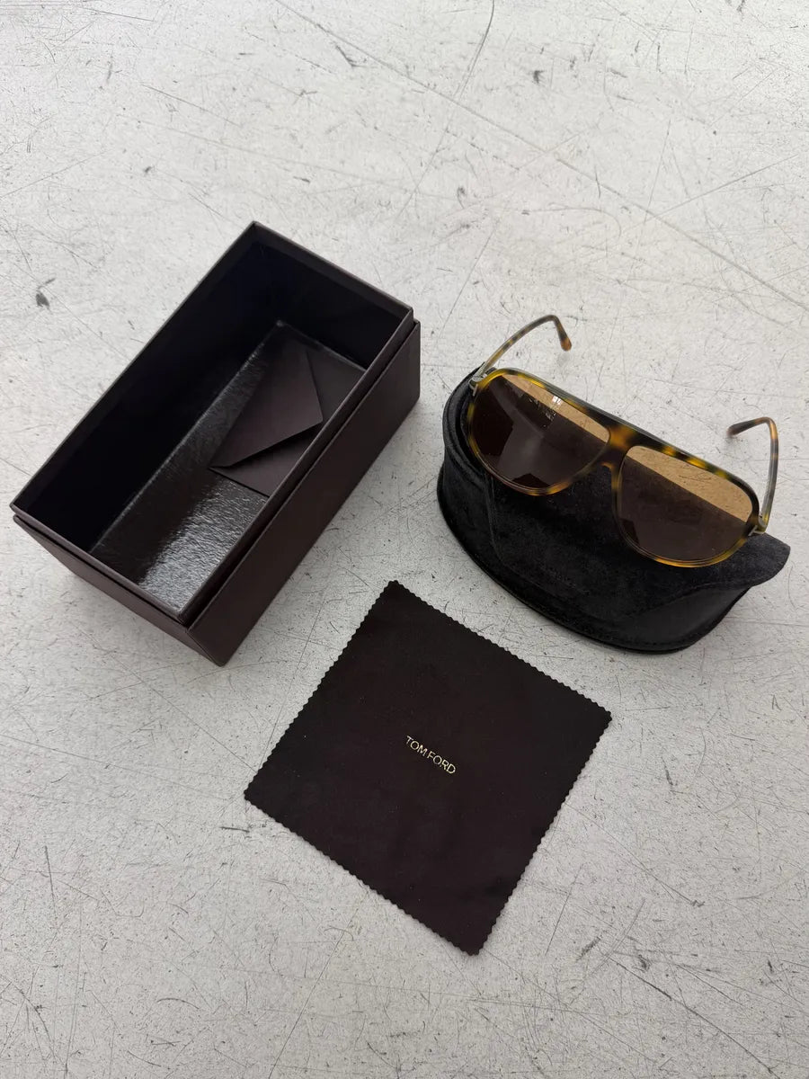 Tom Ford Brown Plastic Oversized Sunglasses ibpnuAG 1