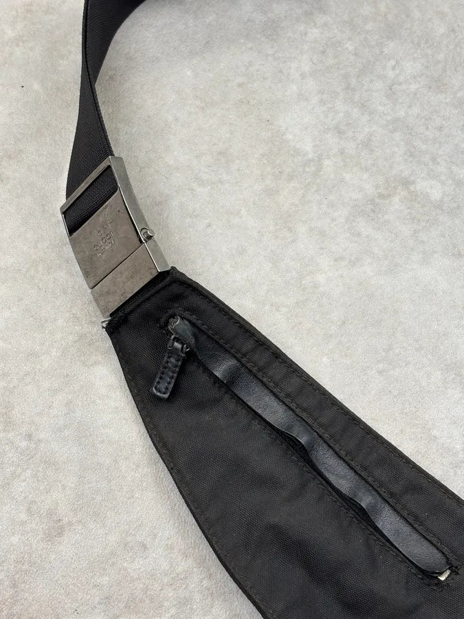 2000s Gucci Black Leather Multi-Pocket Crossbody Bag by Tom Ford jgDWzMu 8