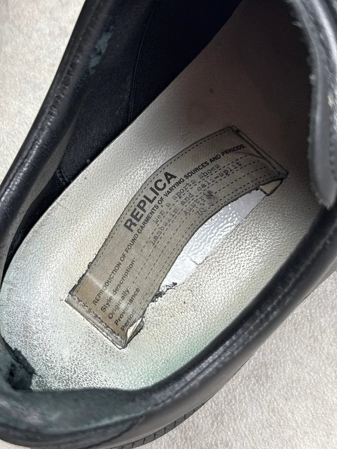 Maison Margiela Replica Gats Black Leather Sneakers dMxeVMT 7