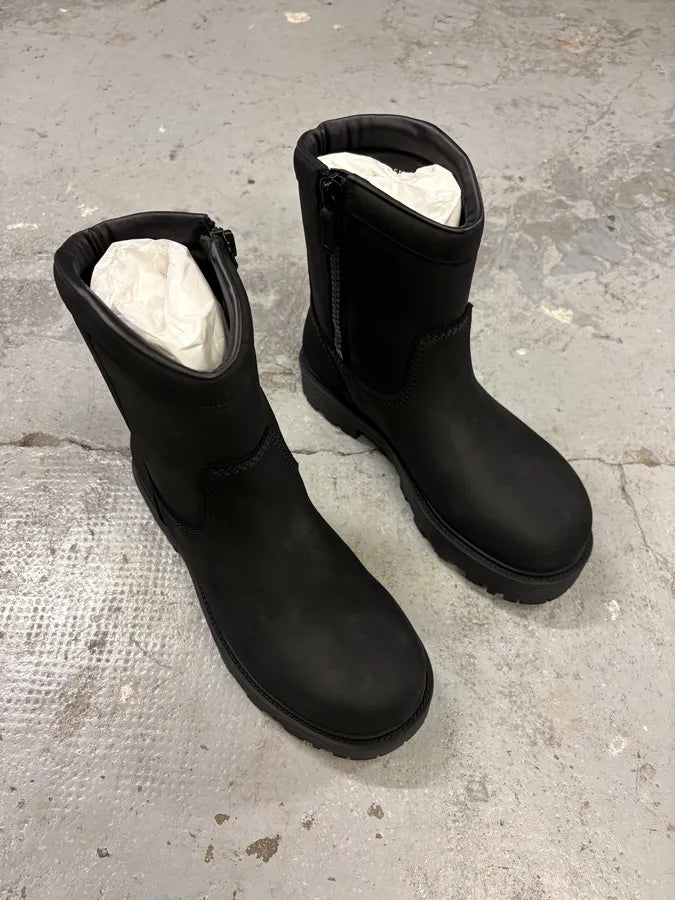 FW2024 Givenchy Storm High Black Boots yulRPaA 3