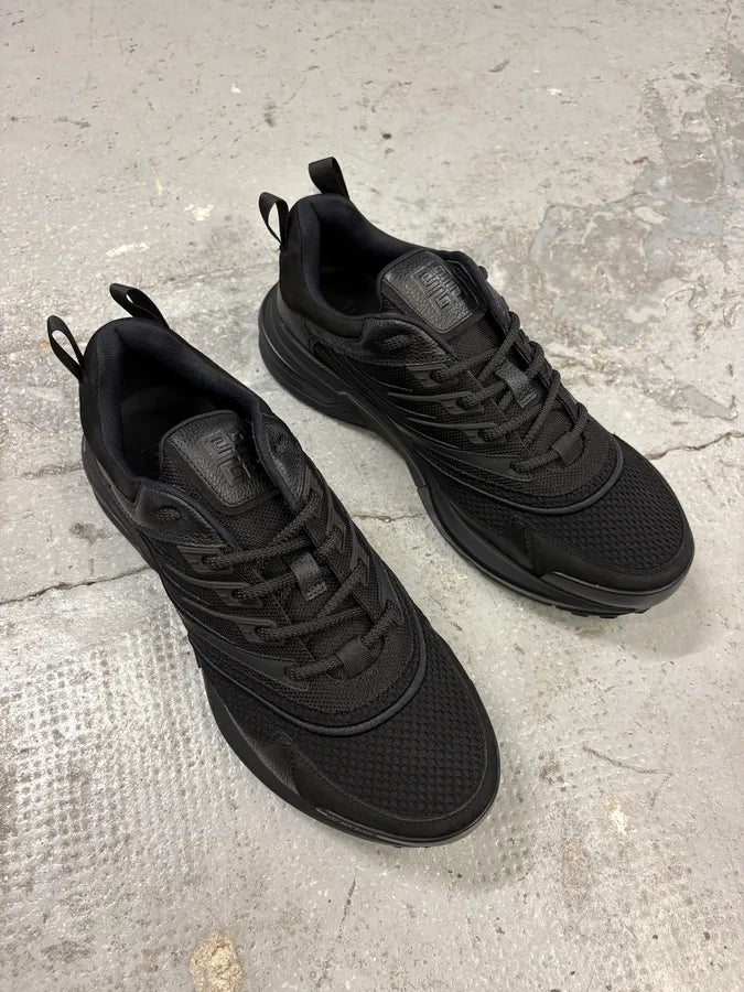 Givenchy Runners Black GIV 1 TR Sneakers AArYGiM 3
