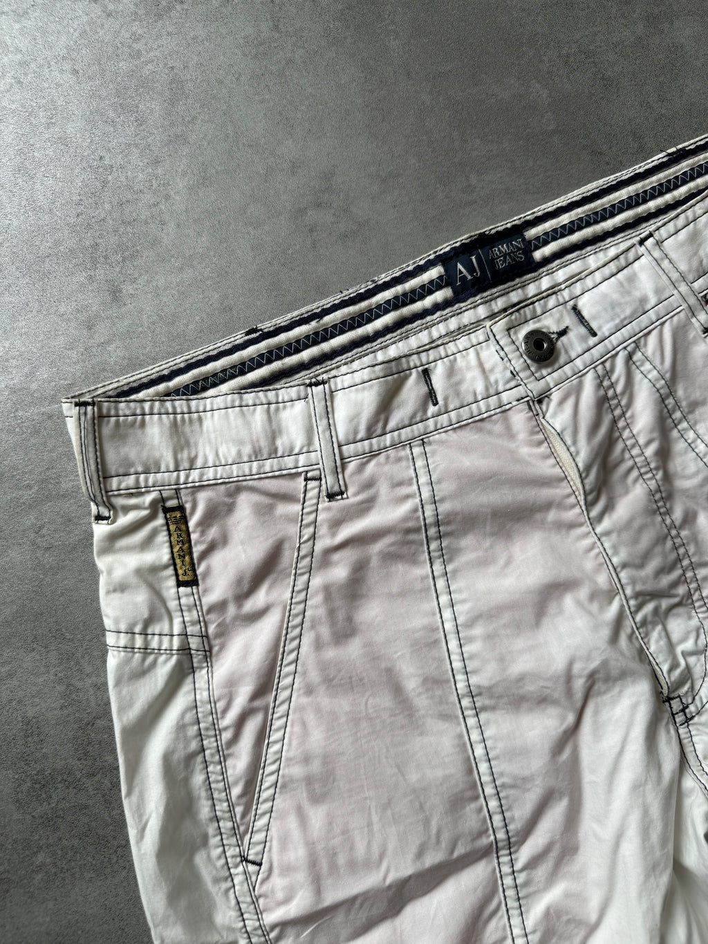 2000s Armani White Cargo Pants (L) - 7