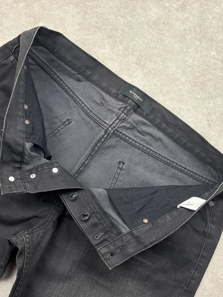 SS2011 Givenchy Black Denim Whiskered Straight-Leg Jeans by Riccardo Tisci uDoXMPHE 9