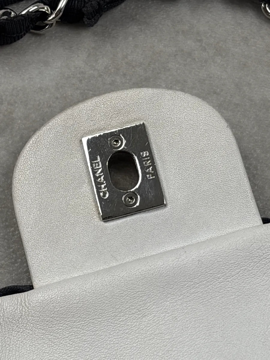 SS2011 Chanel Cruise White Fishet Canebiers Overlay Leather Bag uQkYvwAM 10