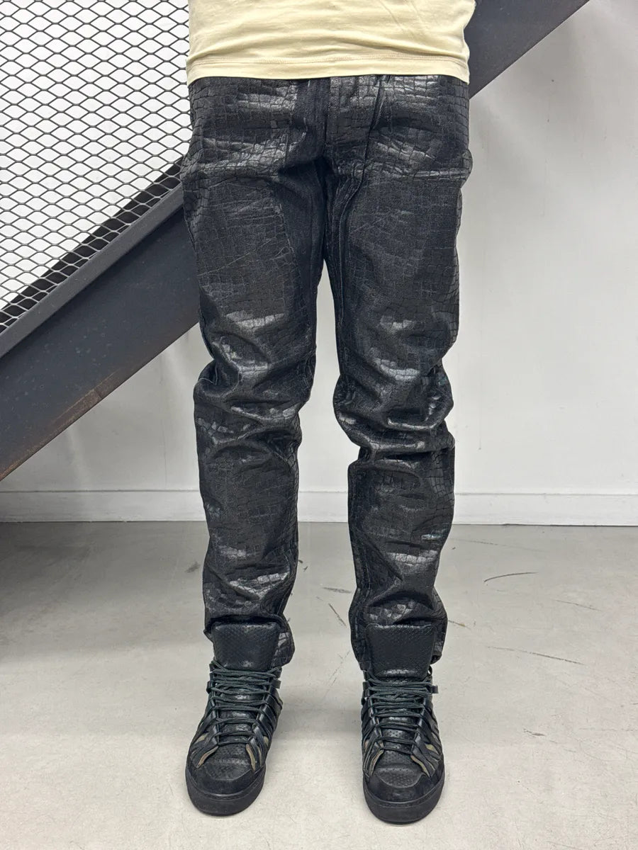 2000s Versace Black Denim Croc-Embossed Coated Jeans vLEhGAfY 1