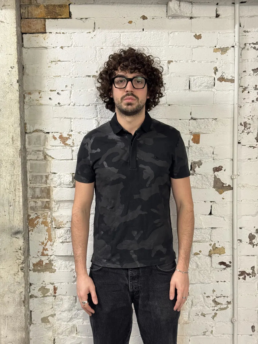 Valentino Dark Camo Polo Shirt JPHZvpL 1