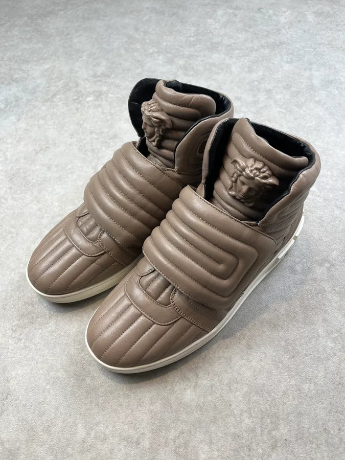 Versace Beige Leather Quilted High Sneakers zcWLeZX 3