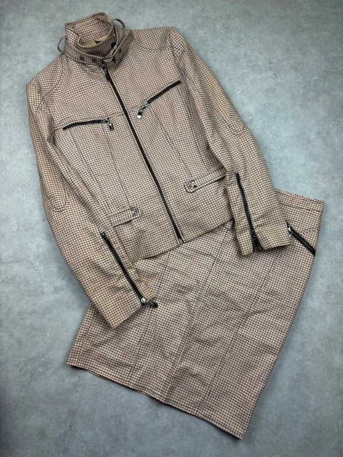 2000s Versace Beige Checkered Set Jacket & Skirt WmIUmwO 4
