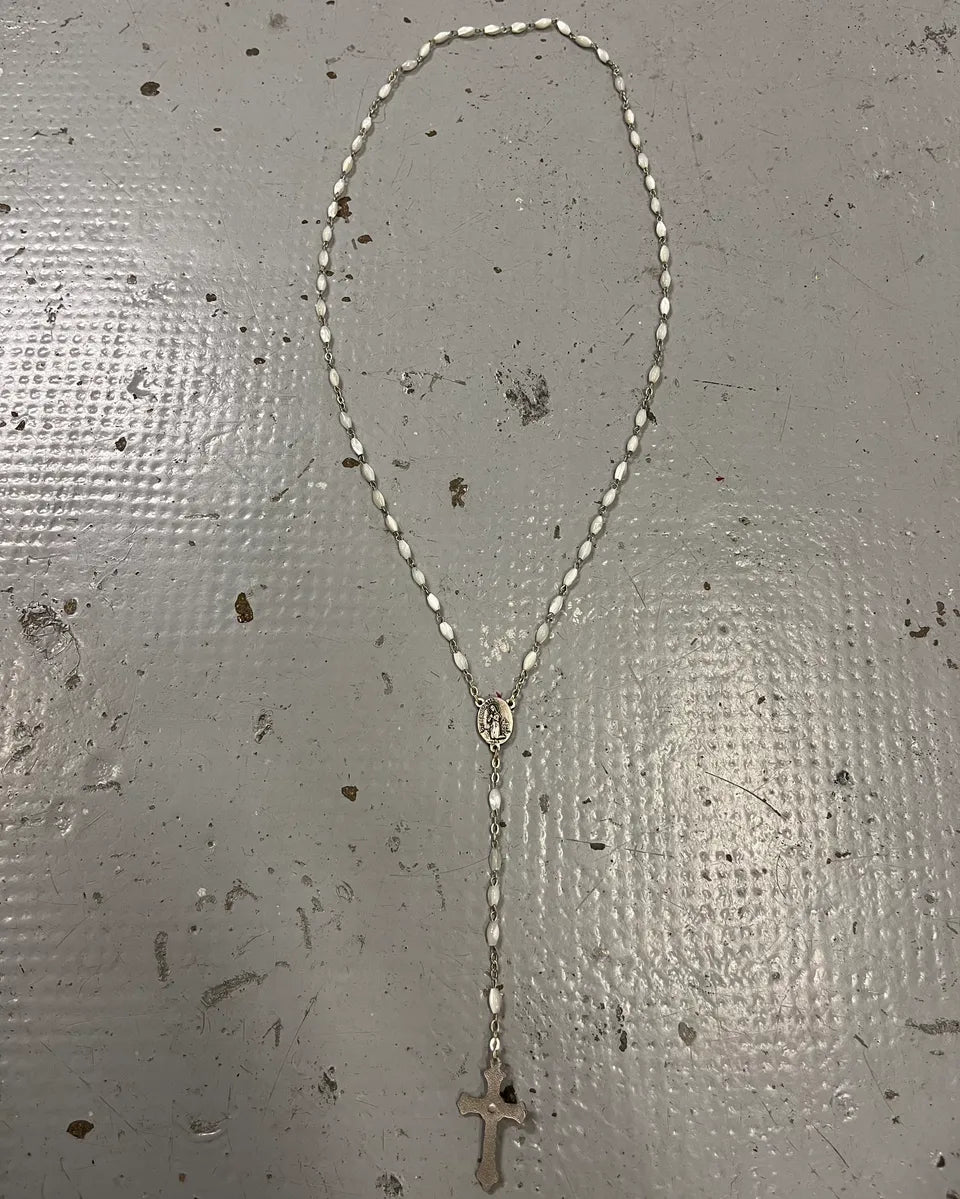 Vintage White Beaded Metal Rosarie Necklace YAhlSqd 4