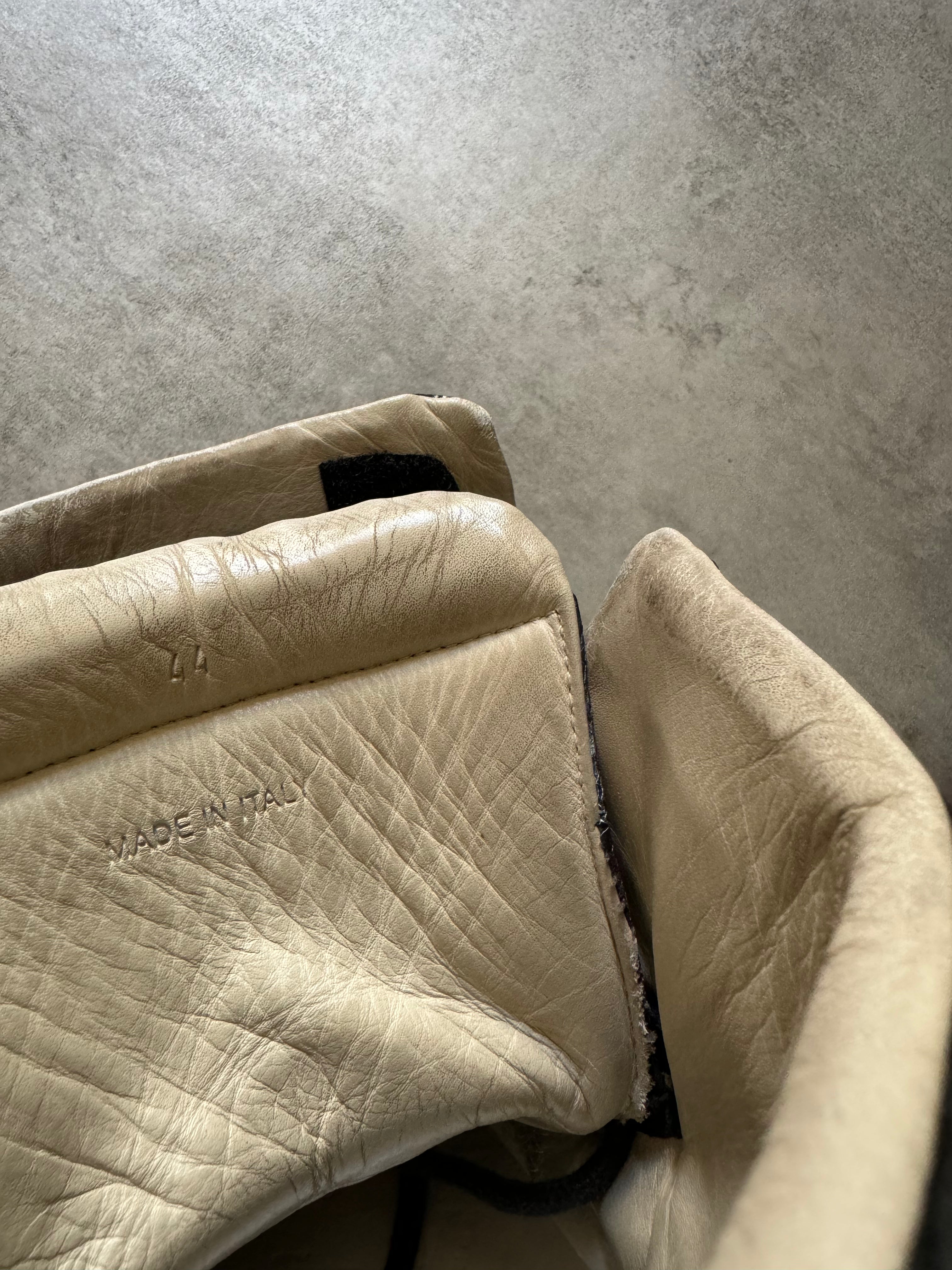 Maison Margiela Future Cracked Relief Black (44) - 10