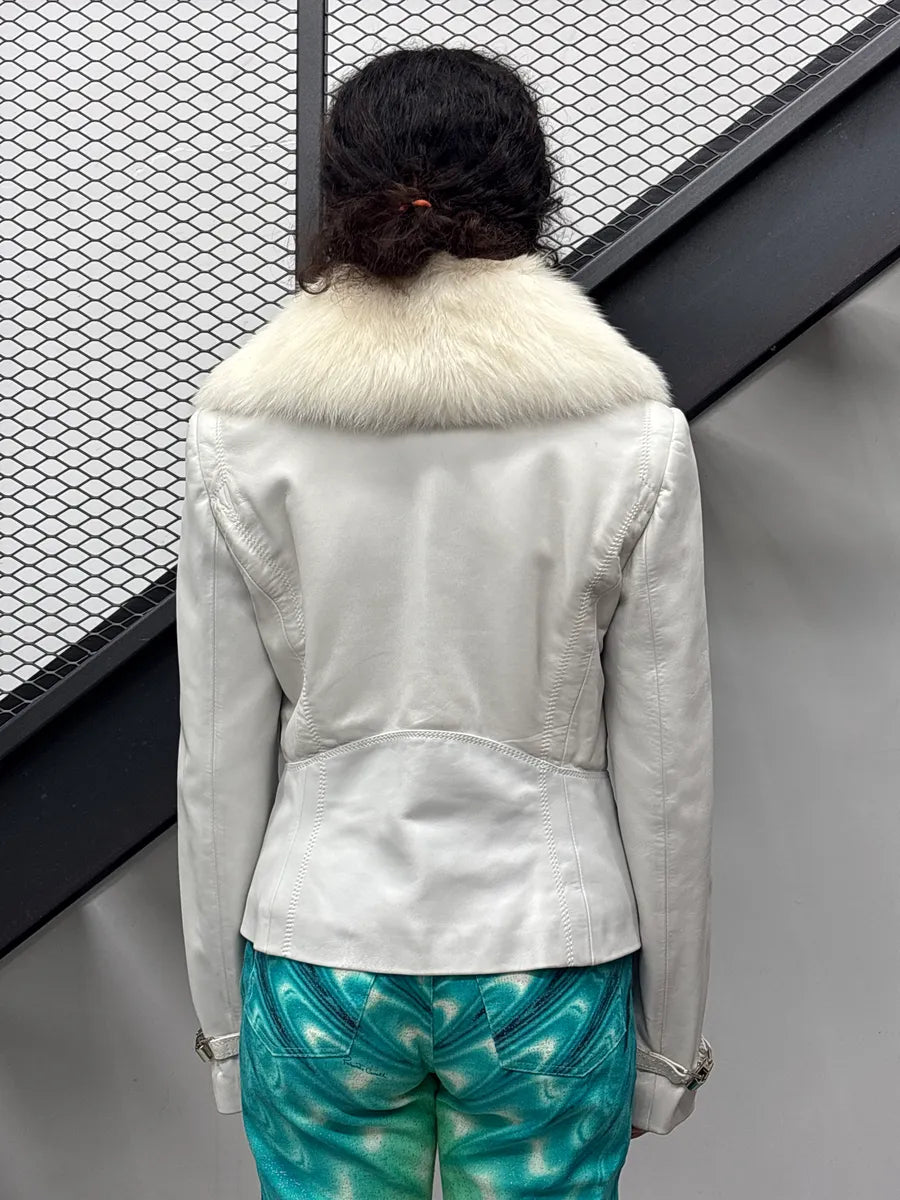 2000s Gucci White Leather Fur Collar Buckle Strap Leather Jacket wYUAnIaj 2