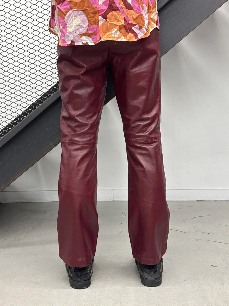 2000s Gianfranco Ferré Burgundy Leather High Waist Bootcut Pants wbQEysDy 3