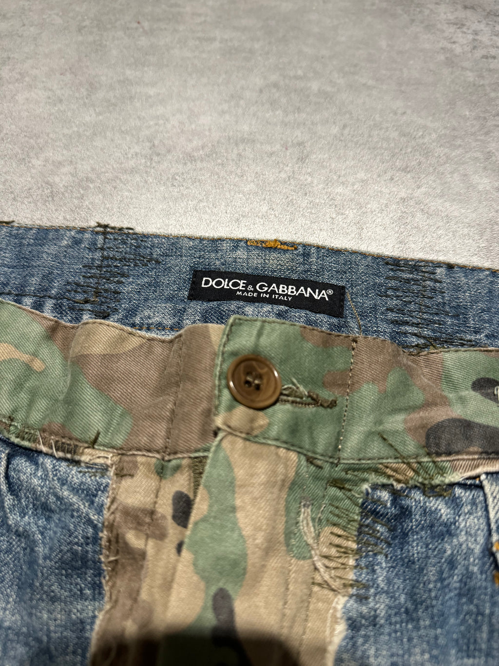 FW2005 Dolce & Gabbana Hybride Camo Multi Pockets Rebel Denim Jeans (XL) - 7
