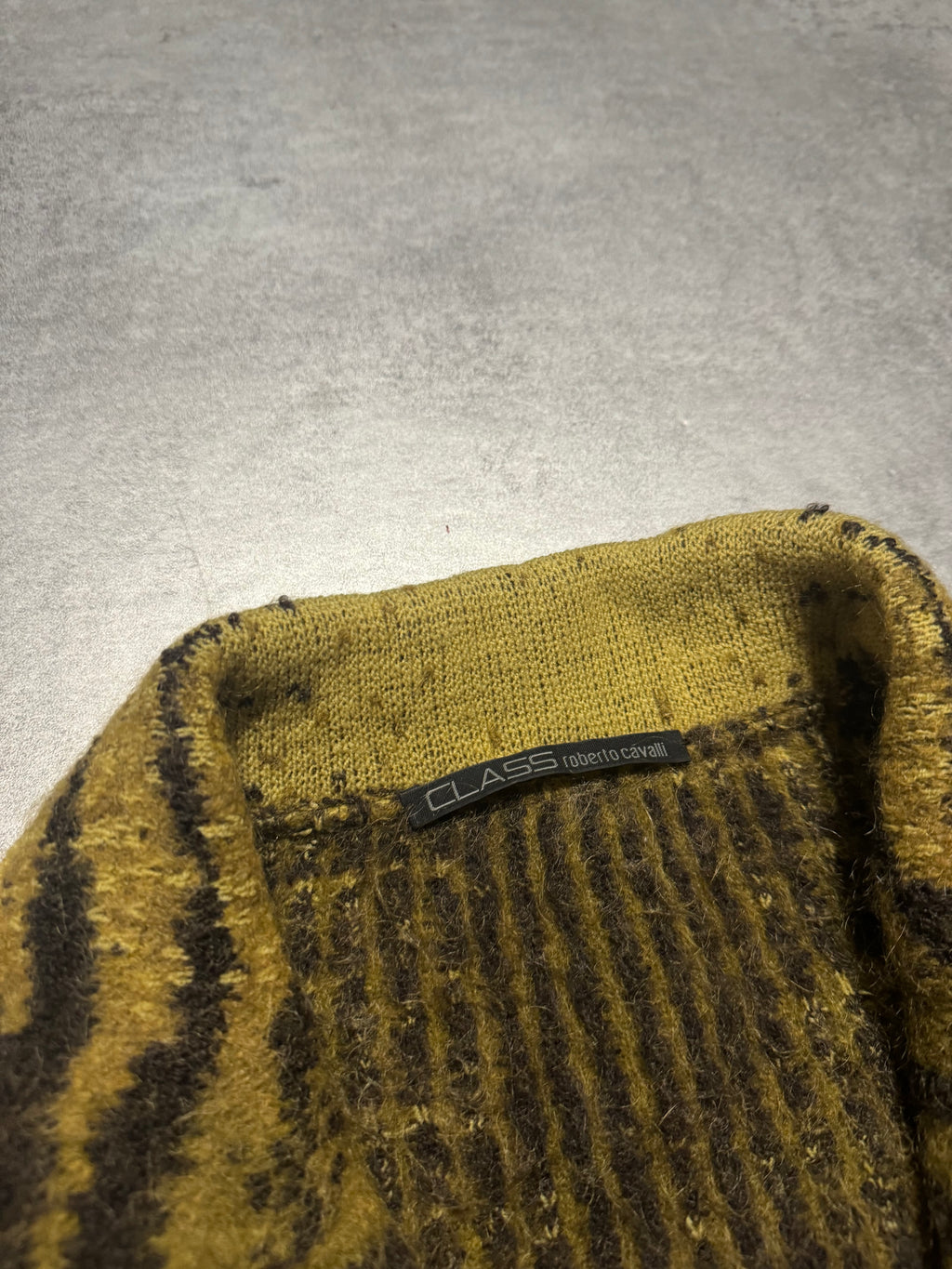FW2002 Roberto Cavalli Tiger Zebra Yellow Faded Wool Cardigan (S/M) - 6