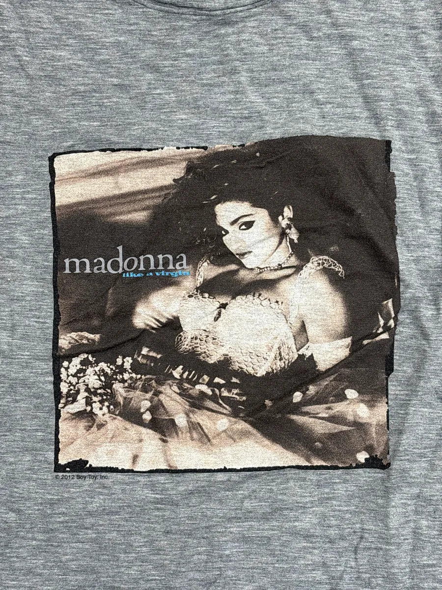 2000s Dolce & Gabbana Grey Madonna Like a Virgin T-Shirt yVJIAWoJ 6