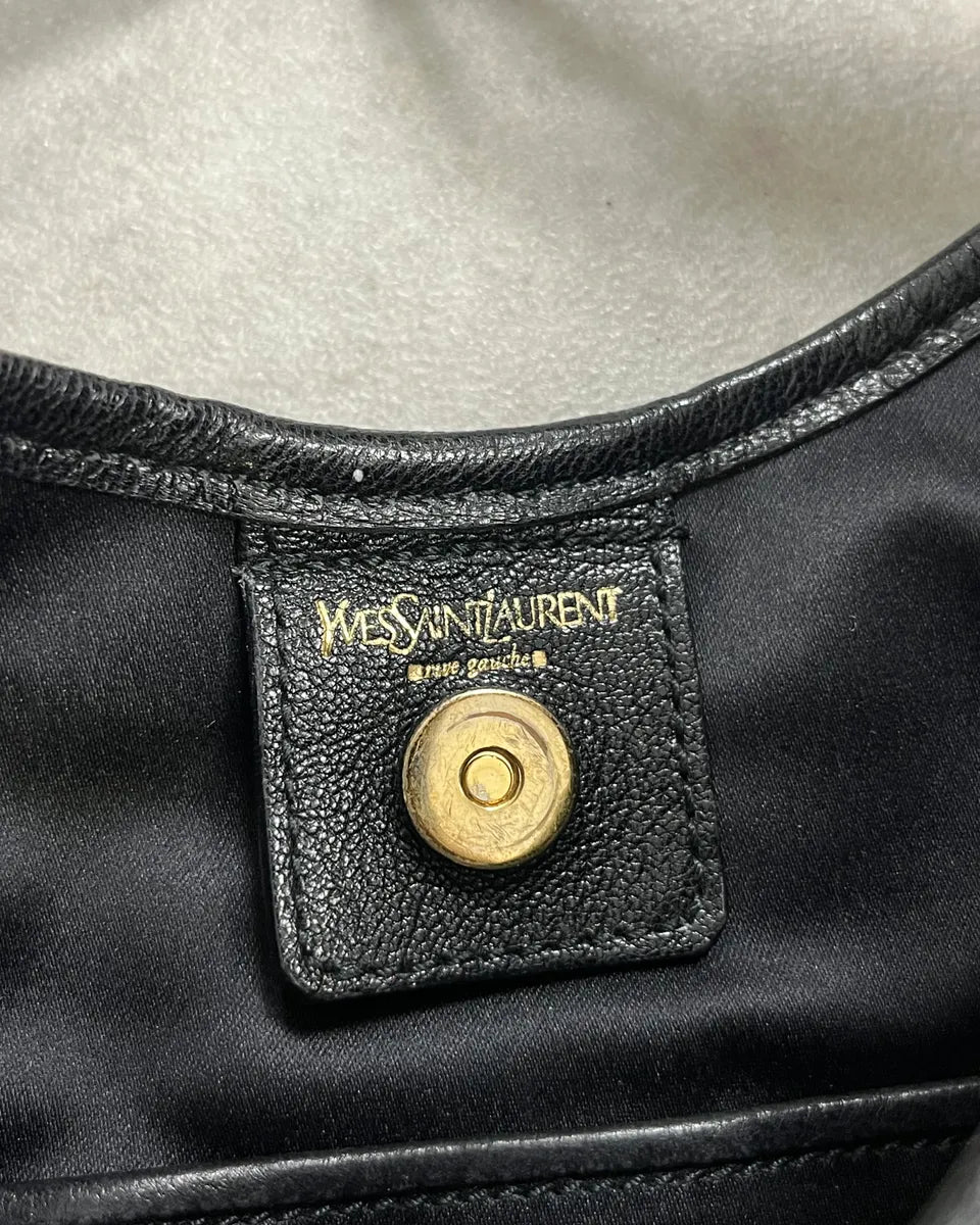Yves Saint Laurent Black Leather Fishscale Hobo Shoulder Bag rxnaBmG 10