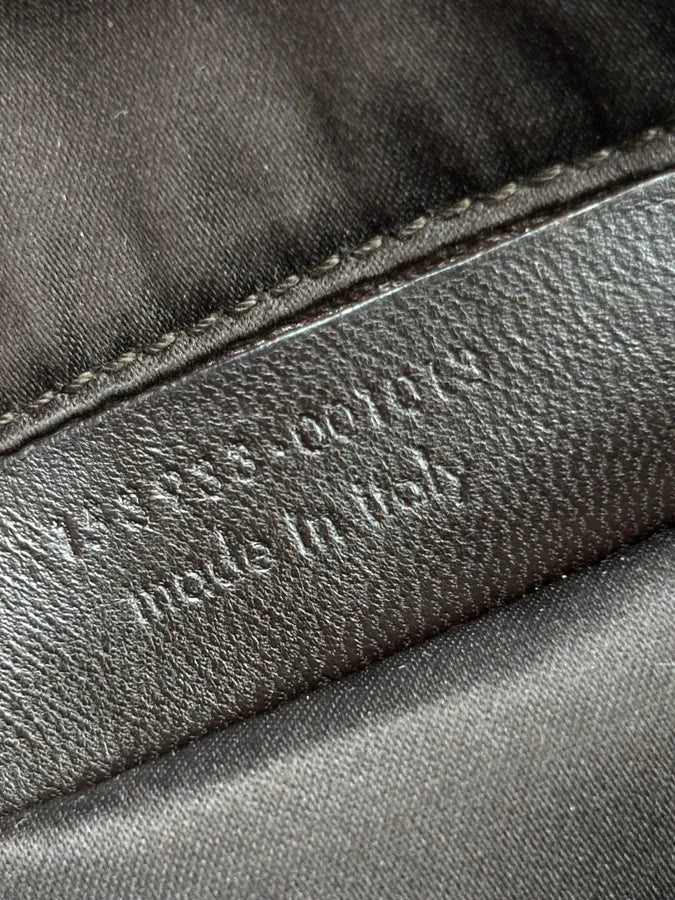 AW2010 Yves Saint Laurent Black Leather Handle Bag YeGCoWU 16