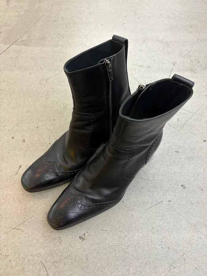 Yves Saint Laurent Black Leather Studded Boots NbvaCIG 2
