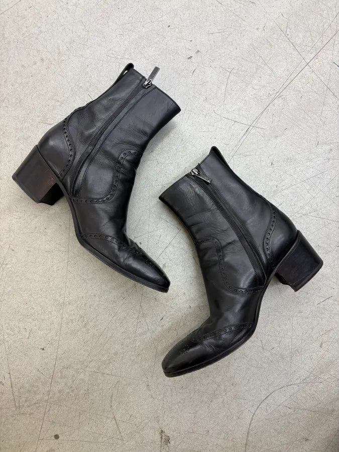 Yves Saint Laurent Black Leather Studded Boots NbvaCIG 5