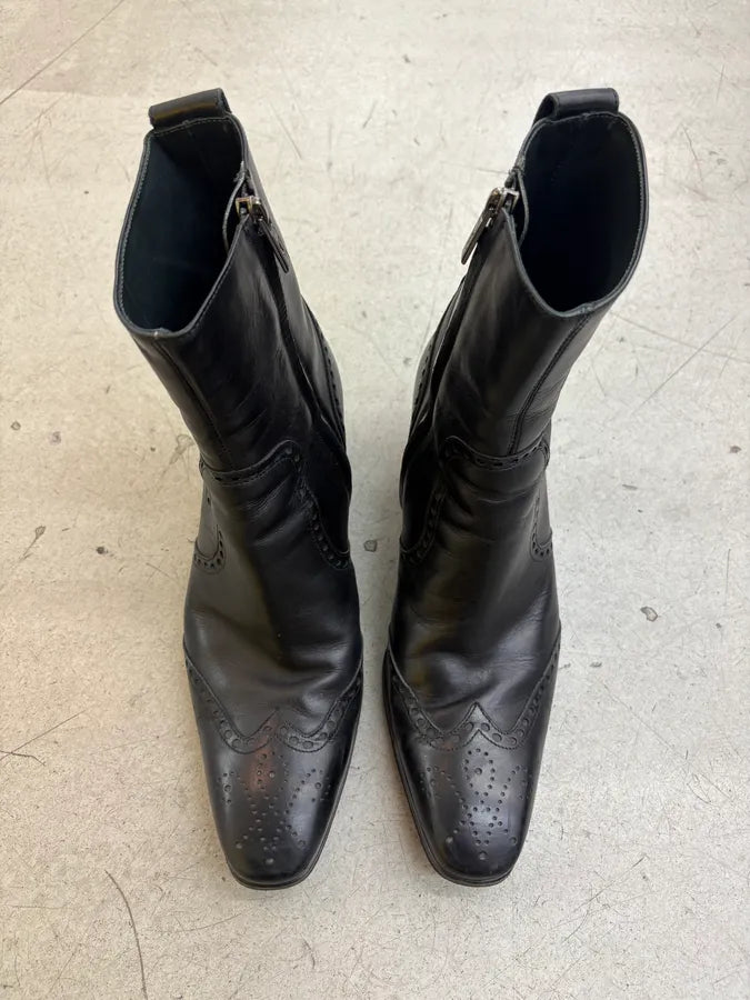 Yves Saint Laurent Black Leather Studded Boots NbvaCIG 1